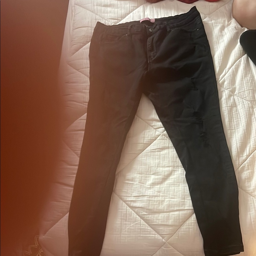 Women's Black Distressed Jeans